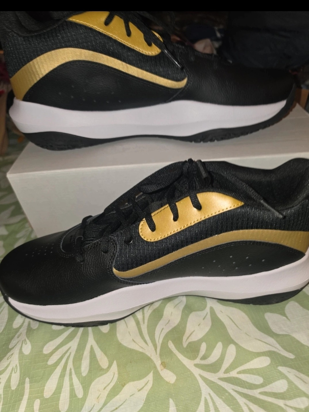 Under Armour UA Lockdown 7 Shoes Men Size 13 Black Gold Basketball